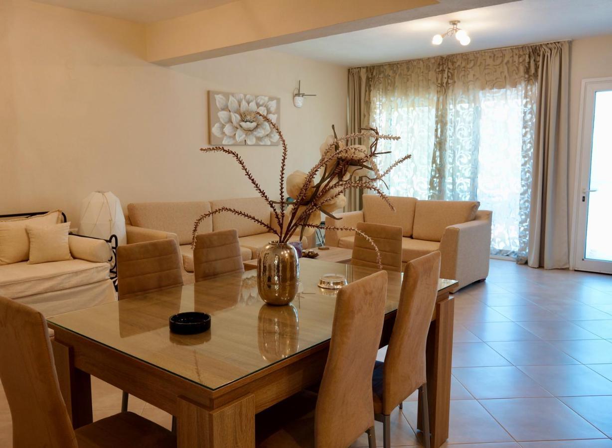 Casa Ideale 2 يميناريا المظهر الخارجي الصورة